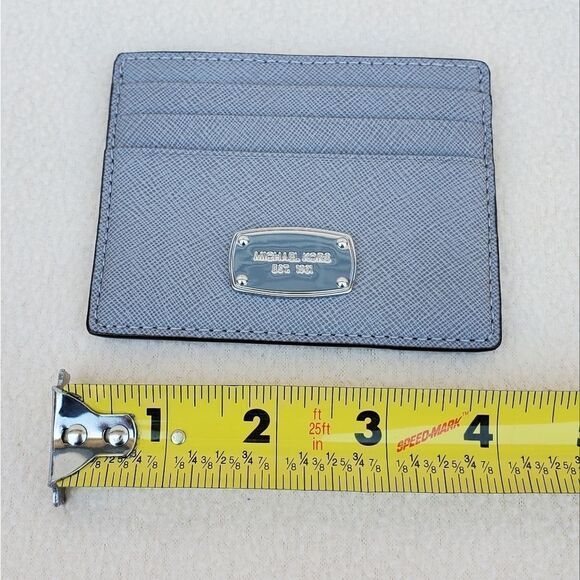 NWOT Michael Kors Gray Saffiano Leather Card Case - Picture 2 of 8